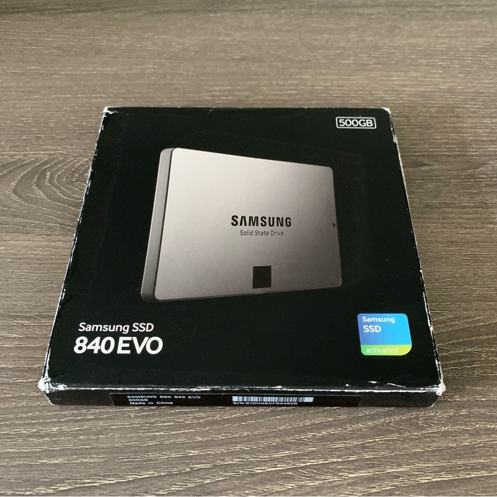 Samsung 840 EVO 500GB Internal Solid-State Drive (SSD) Sata III MZ-7TE500